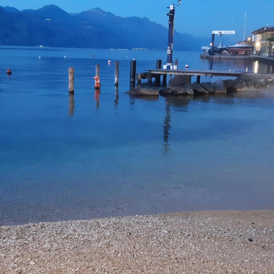 Hotel Danieli La Castellana Lago Di Garda برنزوني سول جاردا المظهر الخارجي الصورة