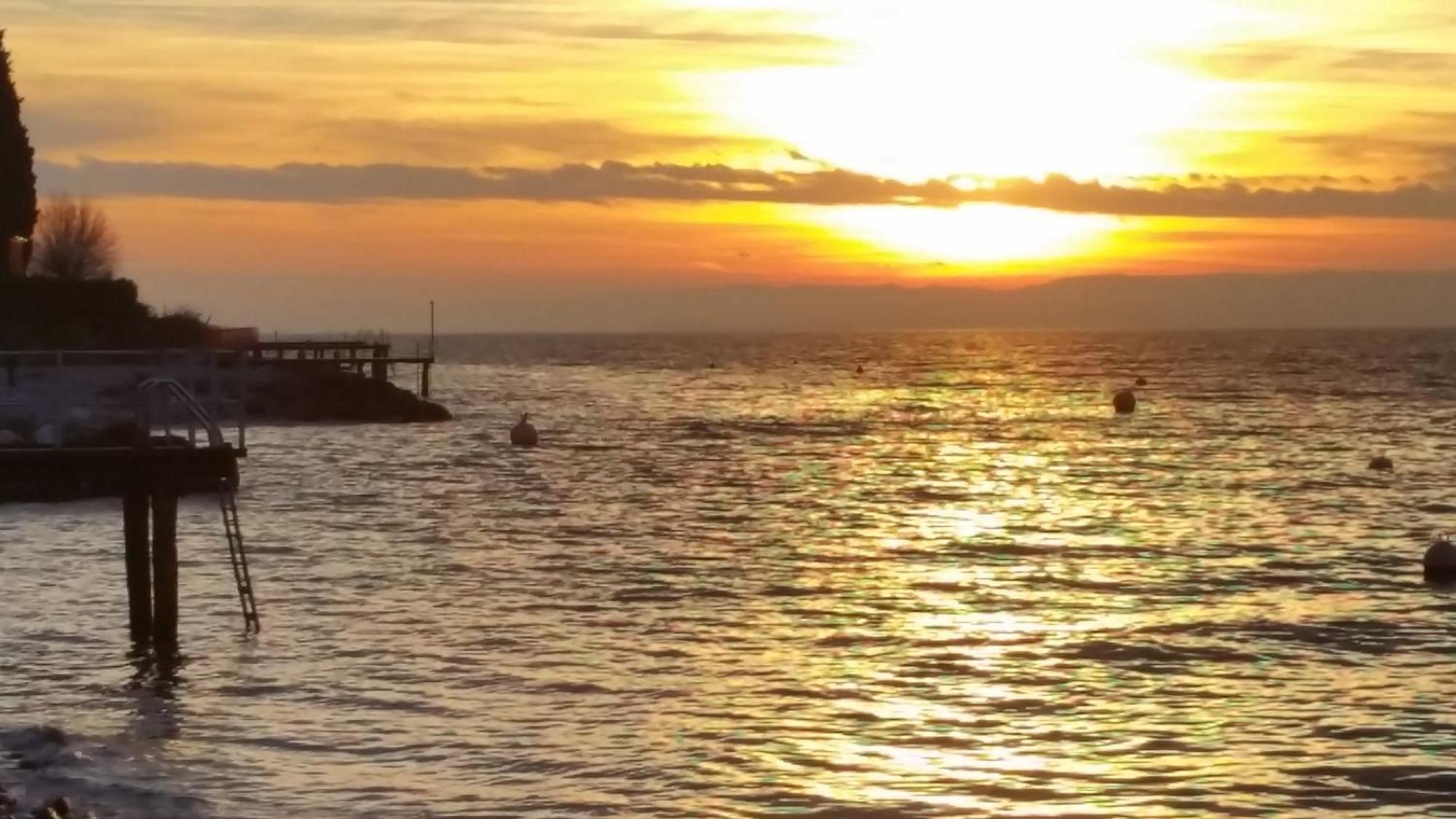 Hotel Danieli La Castellana Lago Di Garda برنزوني سول جاردا المظهر الخارجي الصورة